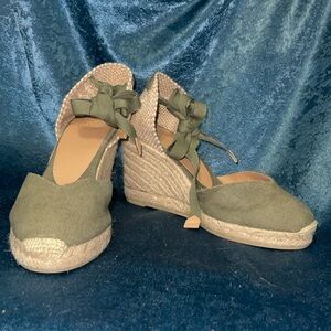 Castañer Chiara Olive Green Wedge Espadrilles